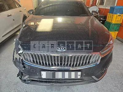 Photo 1 of 37: 2017 Kia K7 — Korean insurance auction