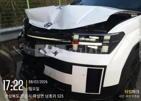 Photo 2 of 6: 2024 Hyundai Santa Fe — Korean insurance auction