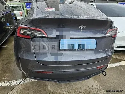 Photo 1 of 30: 2021 Tesla Model Y Long Range — Korean insurance auction