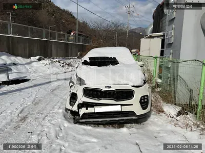 Photo 1 of 12: 2017 Kia Sportage, VIN KNAPN813BJK429872 — Korean insurance auction