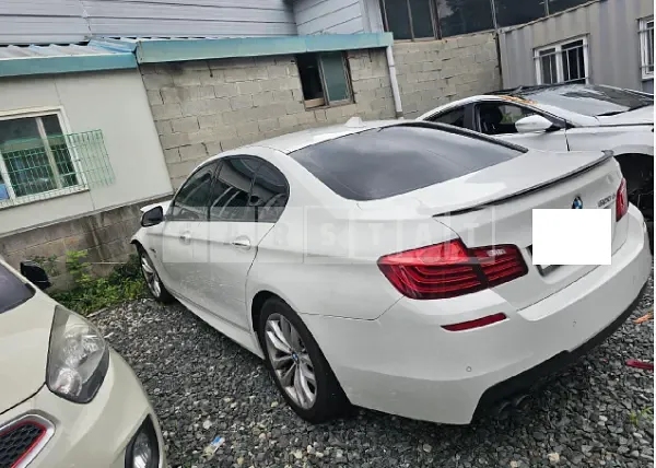 Photo 2 of 16: 2016 BMW 520d — Korean insurance auction