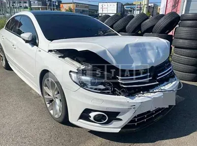 Photo 1 of 9: 2015 Volkswagen CC 2.0 TDI Blue Motion, VIN WVWZZZ3CZFE811179 — Korean insurance auction
