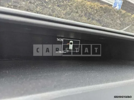 Photo 2 of 9: 2019 Toyota Prius C — Korean insurance auction
