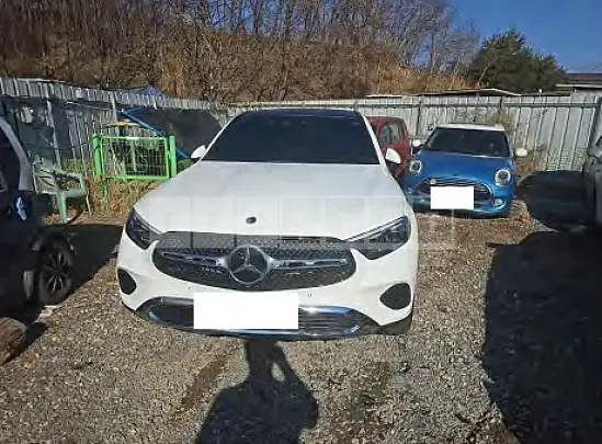 Photo 2 of 50: 2025 Mercedes-Benz GLC300 4Matic Coupe — Korean insurance auction