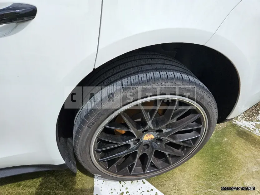 Photo 2 of 88: 2018 Porsche Panamera 4S — Korean insurance auction