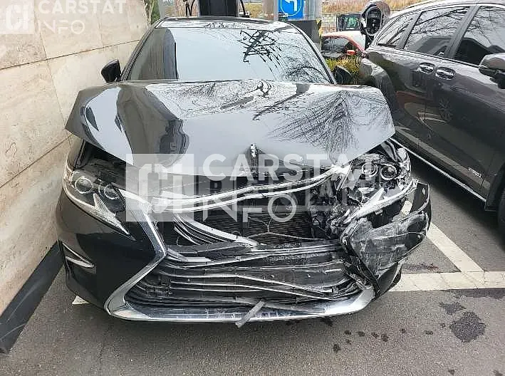 Photo 2 of 24: 2018 Lexus ES300h, VIN JTHBW1GG4J2176473 — Korean insurance auction