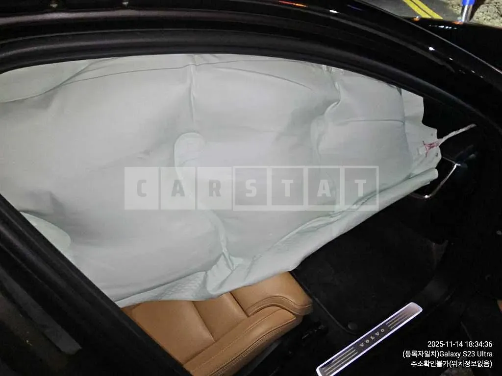 Photo 2 of 7: 2023 Volvo S90B5 — Korean insurance auction
