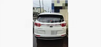 Photo 1 of 12: 2016 Kia Sportage — Korean insurance auction