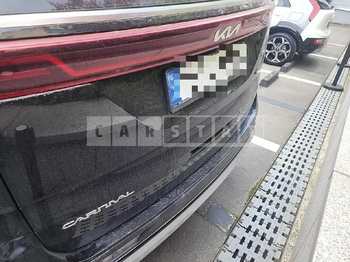 Photo 2 of 24: 2023 Kia Carnival High Limousine 2.2 — Korean insurance auction