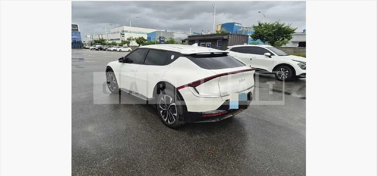 Photo 2 of 16: 2021 Kia EV6 Long Range — Korean insurance auction