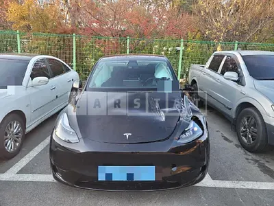 Photo 1 of 36: 2023 Tesla Model Y RWD, VIN LRWYGCFS5PC103543 — Korean insurance auction
