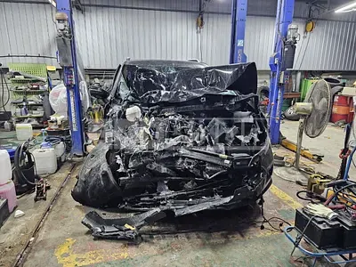 Photo 1 of 19: 2023 Kia Carnival 2.2 — Korean insurance auction