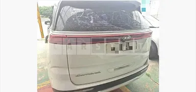 Photo 1 of 10: 2020 Kia Carnival 9-Seater 2.2 — Korean insurance auction