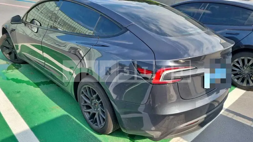 Photo 2 of 9: 2025 Tesla Model 3 RWD — Korean insurance auction