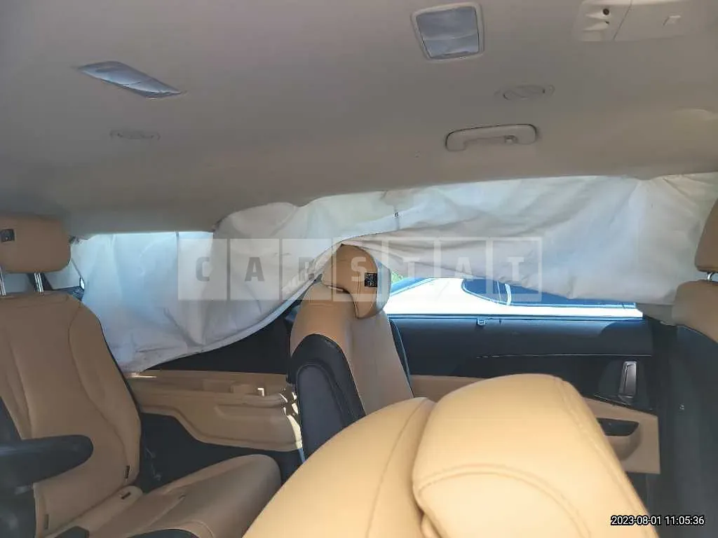 Photo 2 of 13: 2021 Kia Carnival, VIN KNANC813BMS075724 — Korean insurance auction