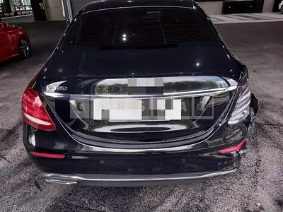 Photo 1 of 18: 2019 Mercedes-Benz E300 — Korean insurance auction