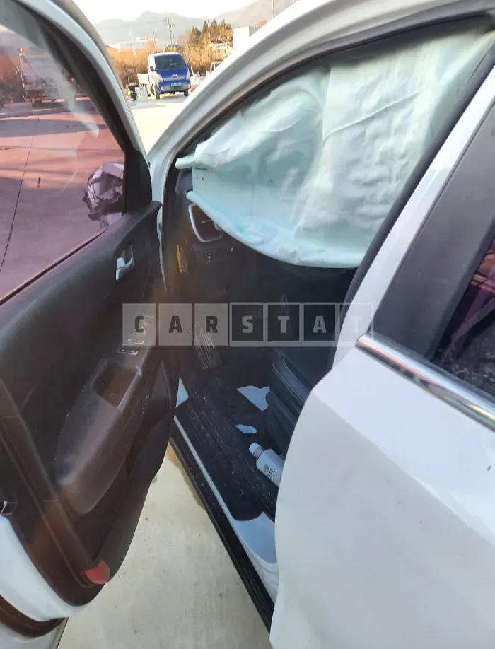Photo 2 of 13: 2018 Kia Sportage, VIN KNAPL813DJK371348 — Korean insurance auction