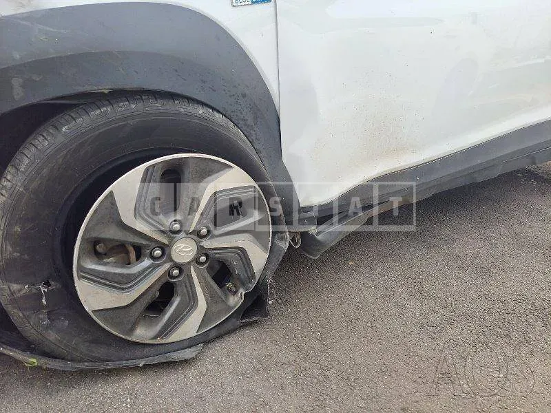 Photo 2 of 35: 2020 Hyundai Kona Hybrid, VIN KMHK381EGLU035680 — Korean insurance auction