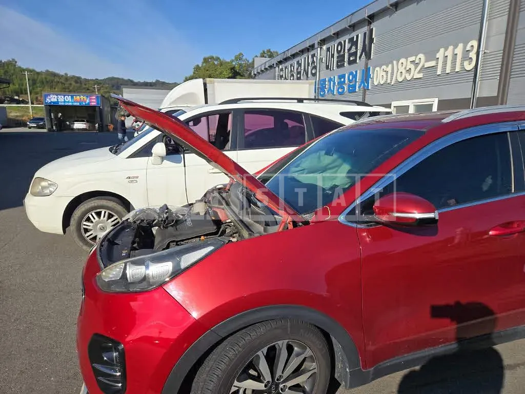 Photo 2 of 23: 2016 Kia Sportage, VIN KNAPN813BGK000937 — Korean insurance auction