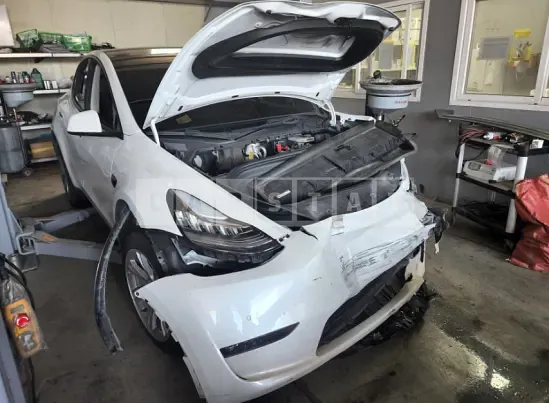 Photo 2 of 10: 2022 Tesla Model Y LongRange — Korean insurance auction