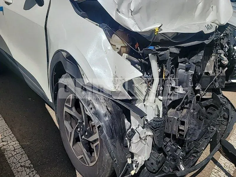Photo 2 of 19: 2021 Kia Sportage — Korean insurance auction