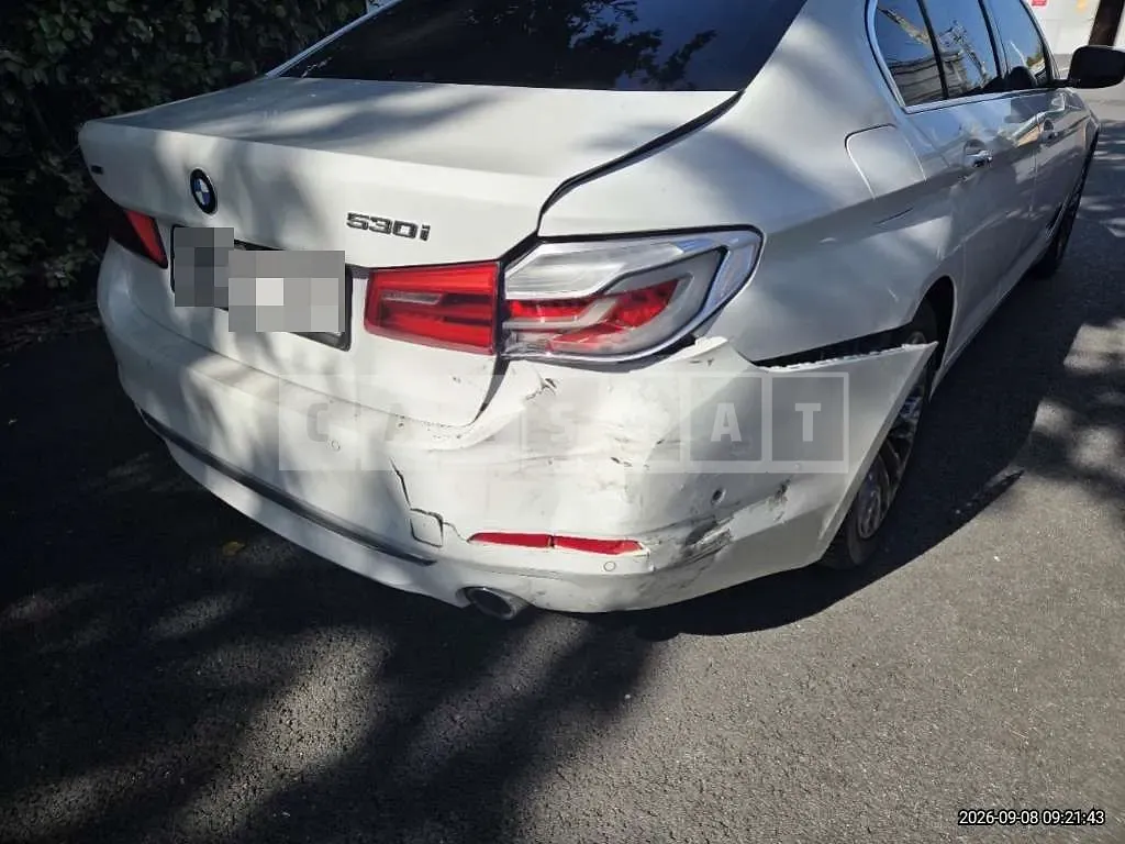 Photo 2 of 14: 2018 BMW 530i xDrive — Korean insurance auction