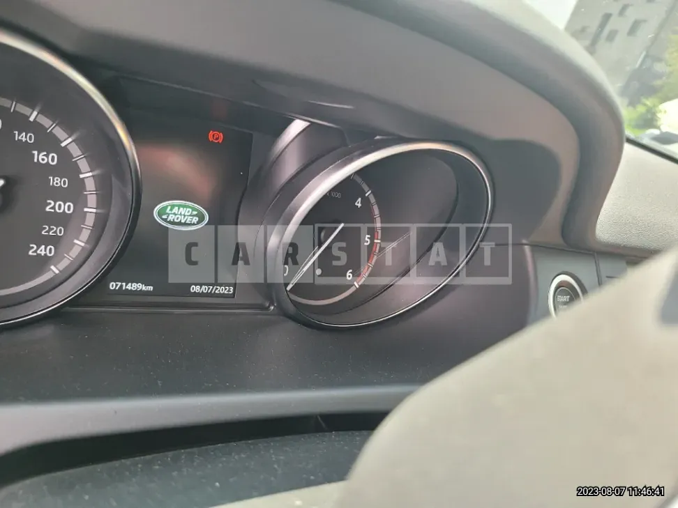 Photo 2 of 32: 2018 Land Rover Discovery Sports 2.0d, VIN SALCA2BN8JH765824 — Korean insurance auction