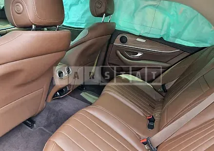 Photo 2 of 12: 2020 Mercedes-Benz E220d 4Matic, VIN W1KZF0FB6LA820036 — Korean insurance auction
