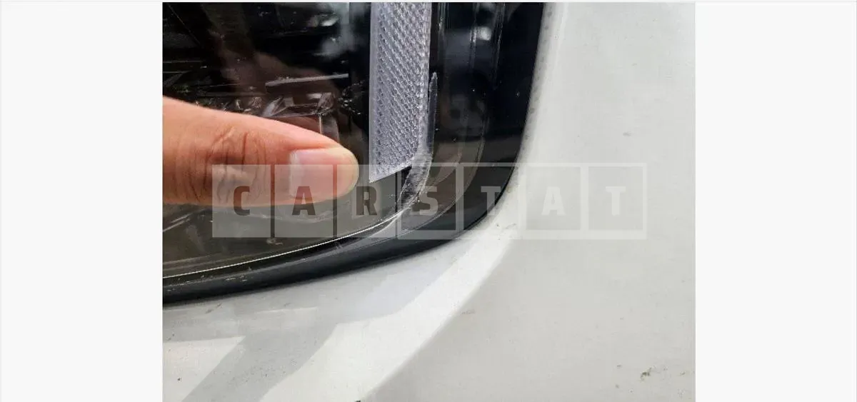 Photo 2 of 7: 2025 Kia (parts) Carnival Hybrid Headlamp — Korean insurance auction