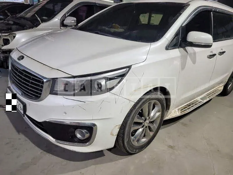 Photo 2 of 23: 2017 Kia Carnival, VIN KNAME81ABJS384672 — Korean insurance auction