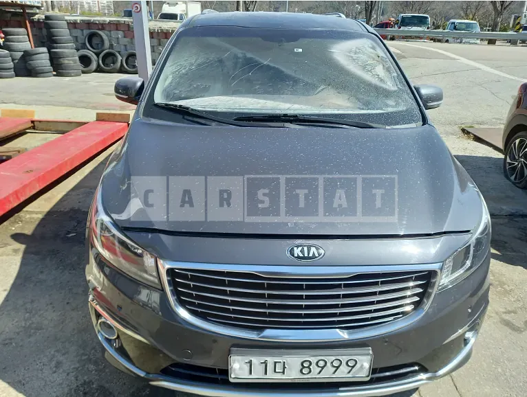 Photo 2 of 29: 2016 Kia Carnival, VIN KNAMC81ABGS101990 — Korean insurance auction