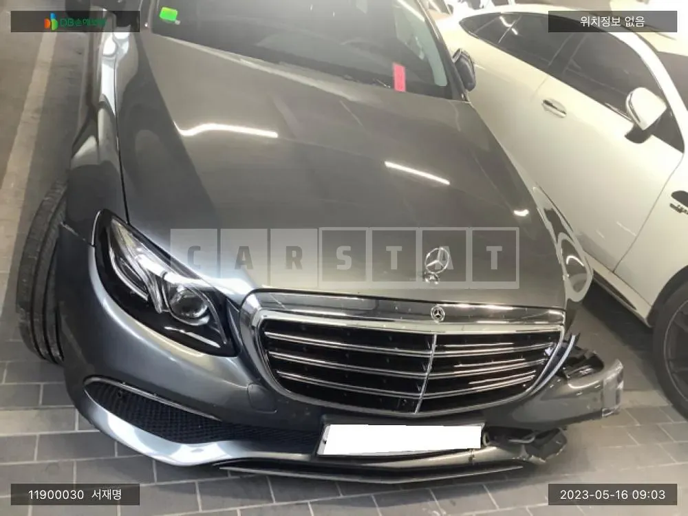 Photo 2 of 15: 2017 Mercedes-Benz E300, VIN WDDZF4JB0HA145127 — Korean insurance auction