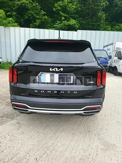 Photo 1 of 62: 2022 Kia Sorento 1.6 (Hybrid), VIN KNARL81GBNA105043 — Korean insurance auction
