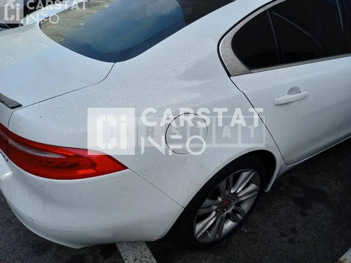 Photo 2 of 25: 2016 Jaguar XE 2.0d, VIN SAJAB4BN4GA936742 — Korean insurance auction