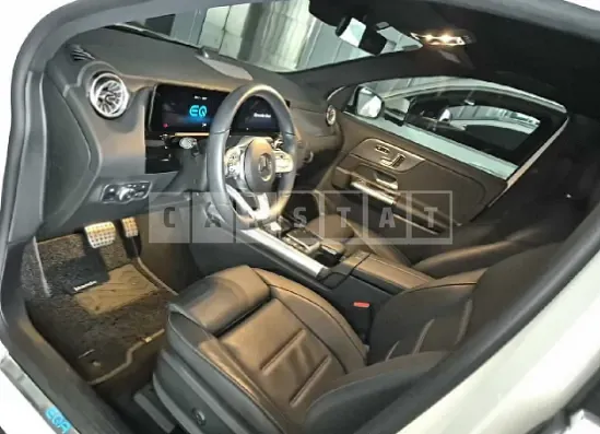 Photo 2 of 28: 2022 Mercedes-Benz EQA250 — Korean insurance auction