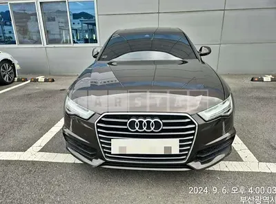 Photo 1 of 30: 2018 Audi A6 — Korean insurance auction