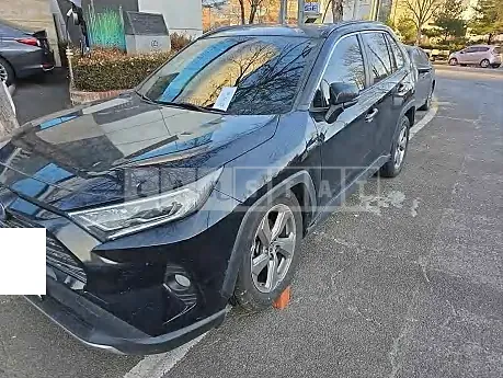 Photo 2 of 20: 2021 Toyota RAV4 Hybrid AWD — Korean insurance auction