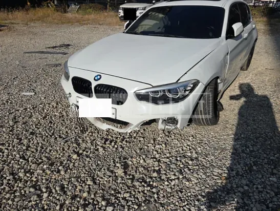 Photo 2 of 12: 2018 BMW 118d, VIN WBA1S5103J5L15032 — Korean insurance auction
