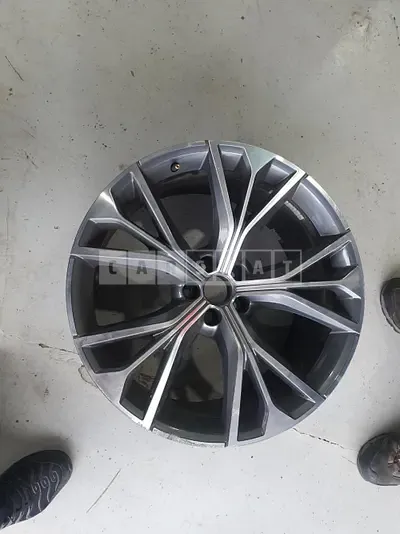 2021 wheel /Q8 wheel