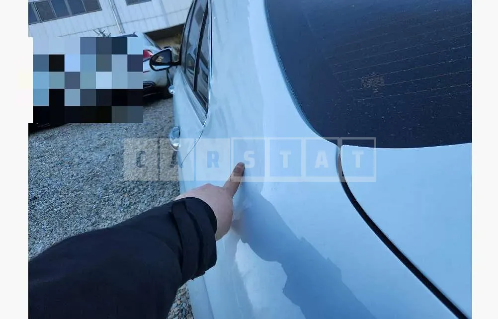 Photo 2 of 13: 2023 Mercedes-Benz E250 — Korean insurance auction