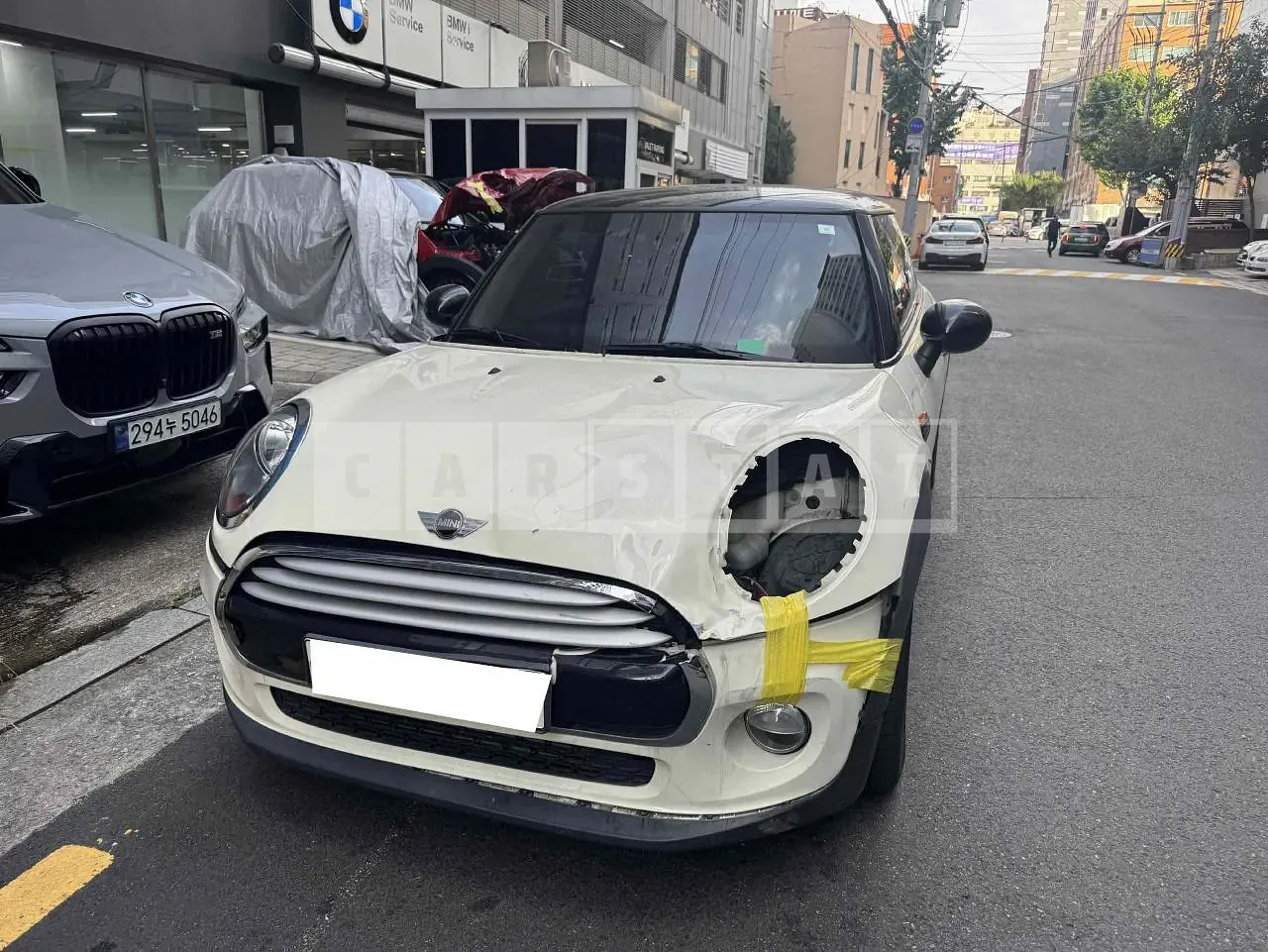 Photo 2 of 6: 2015 MINI Cooper D, VIN WMWXN3101F3A64992 — Korean insurance auction