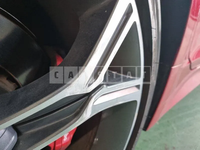 Photo 2 of 4: 2018 Kia (part) Stinger Wheel — Korean insurance auction
