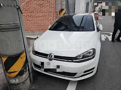 Photo 1 of 12: 2016 Volkswagen Golf 2.0 TDI BMT, VIN WVWZZZAUZGW245115 — Korean insurance auction