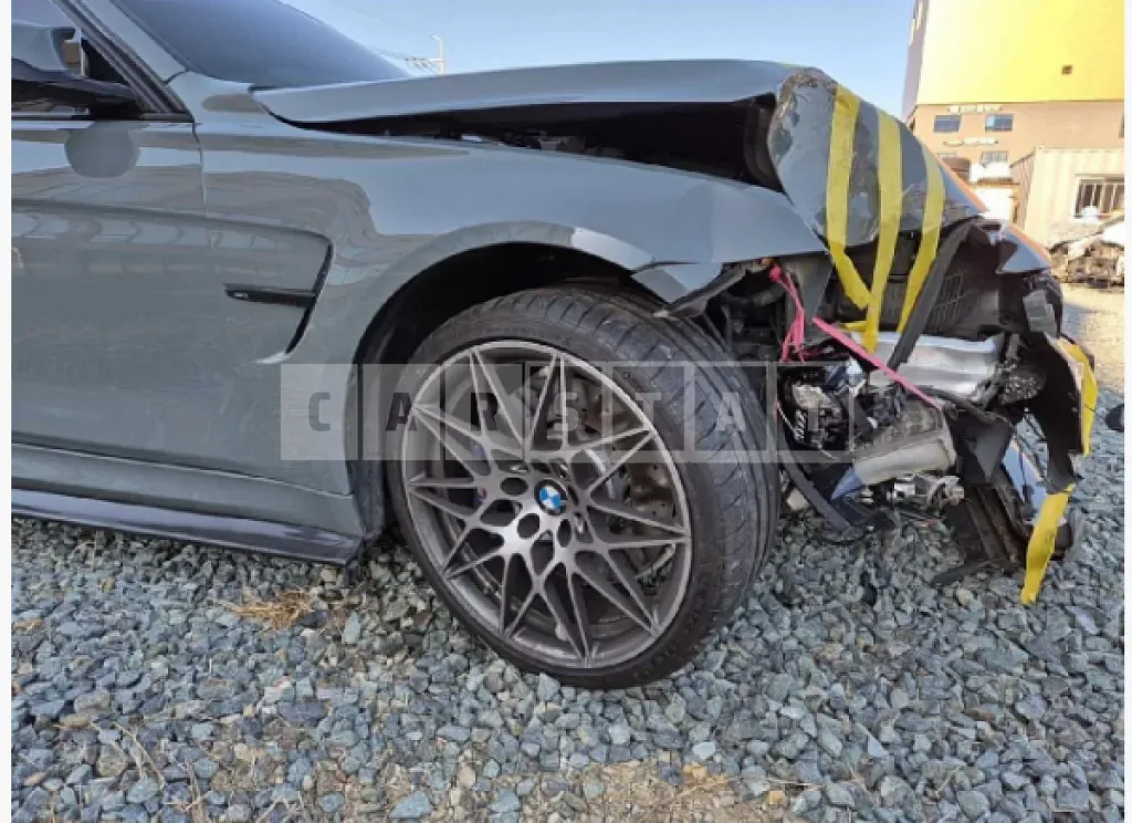 Photo 2 of 20: 2018 BMW M3 Competition Package, VIN WBS8M9108J5L58907 — Korean insurance auction