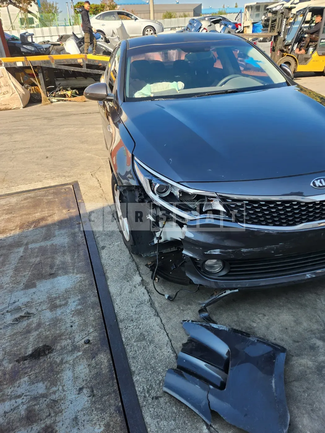 Photo 2 of 12: 2017 Kia K5 2.0 LPG — Korean insurance auction
