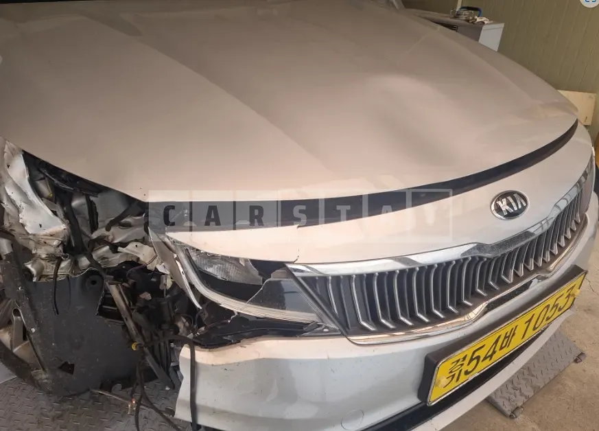 Photo 2 of 5: 2019 Kia K5, VIN KNAGU416BKA332120 — Korean insurance auction