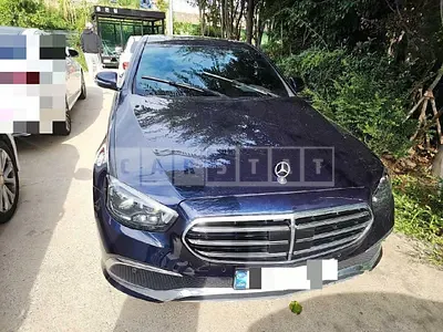 Photo 1 of 19: 2021 Mercedes-Benz E250 — Korean insurance auction