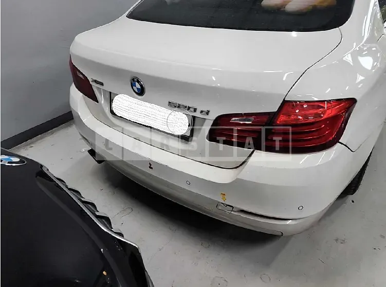 Photo 2 of 11: 2015 BMW 520d, VIN WBA5E5103FG057308 — Korean insurance auction