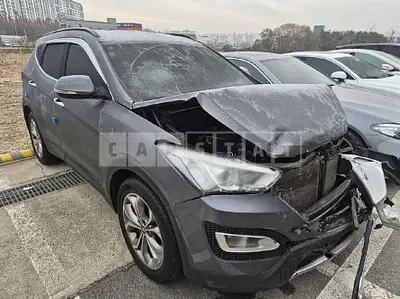 Photo 1 of 16: 2014 Hyundai Santa Fe DM — Korean insurance auction