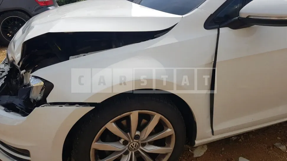 Photo 2 of 10: 2016 Volkswagen Golf 2.0 TDI BMT, VIN WVWZZZAUZGW097429 — Korean insurance auction